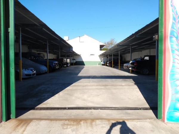  Cocheras Italia  2668
