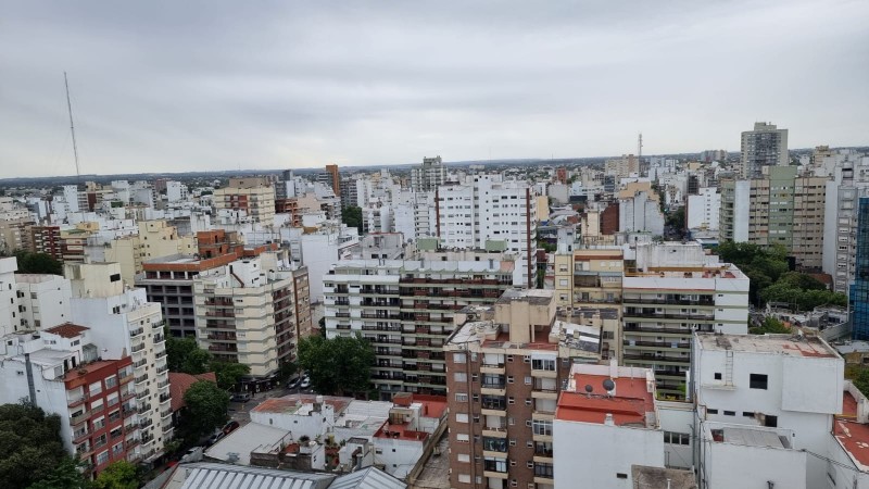 Dpto duplex de diseño. San Luis y Rivadavia