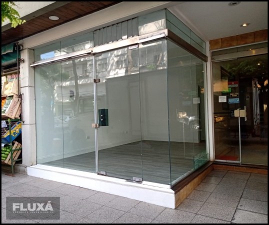 Local 21 m2 Rivadavia e Independencia