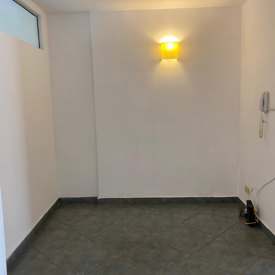 Venta semipiso San Martin e H Yrigoyen