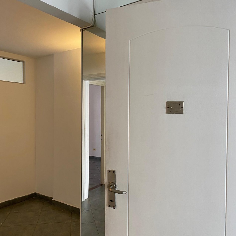 Venta semipiso San Martin e H Yrigoyen
