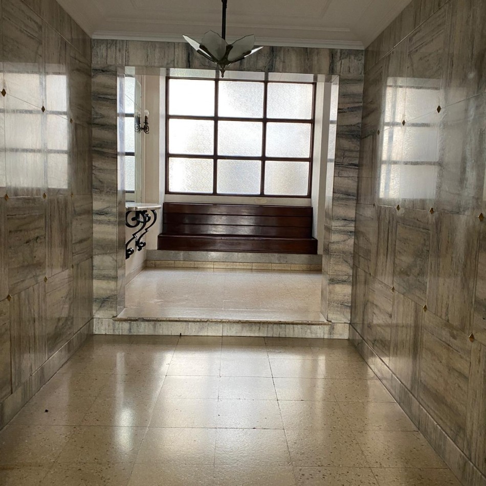 Venta semipiso San Martin e H Yrigoyen