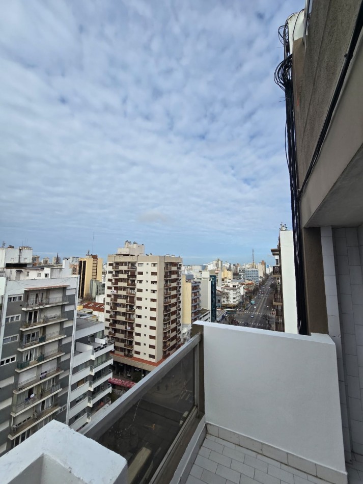 2 amb balcon y cochera Independencia 1449