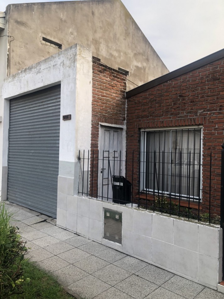 Chalet con Galpon Garay 5222