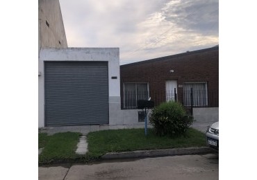 Chalet con Galpon Garay 5222